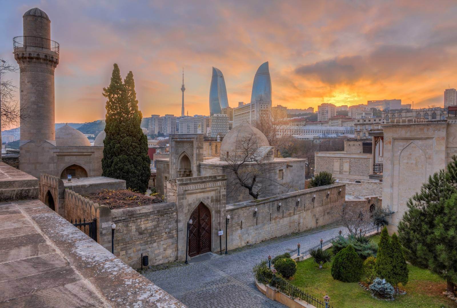 Explore the Magnificent Shirvanshahs' Palace – A Historical Jewel of Baku Old City