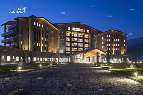 5-Day Luxury Wellness & Sightseeing Tour in Azerbaijan: Baku & Chenot Palace Gabala