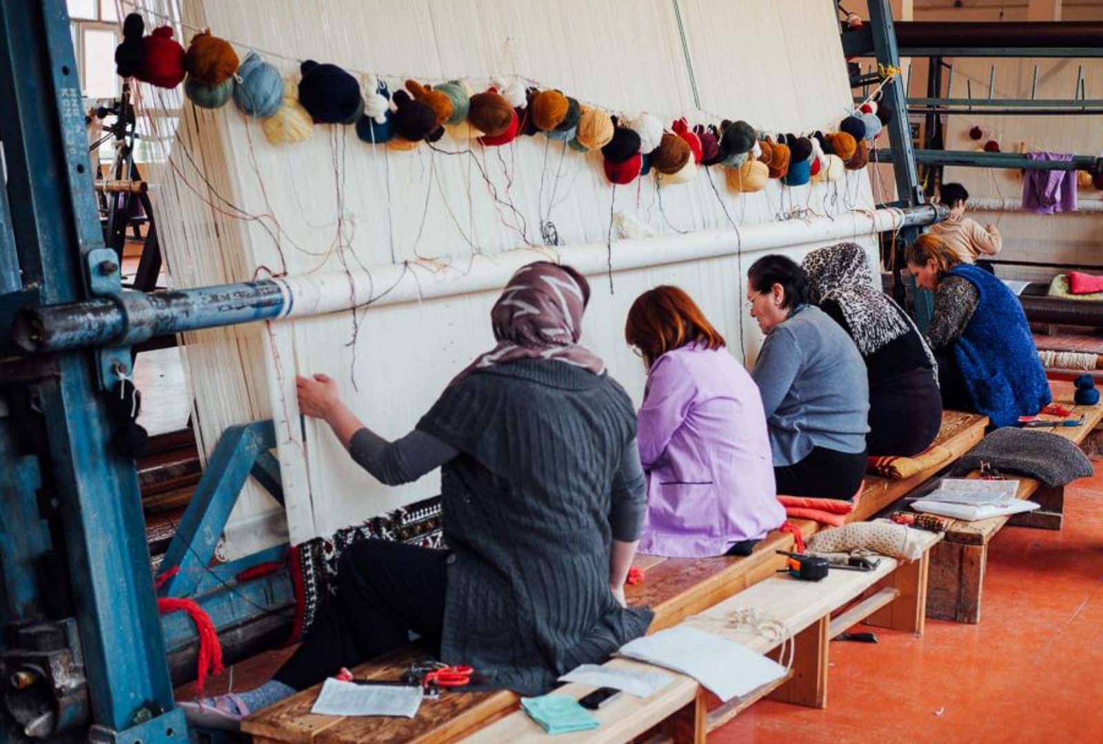 Explore Gadim Guba Handmade Carpet Factory: Discover Traditional Azerbaijani Carpets