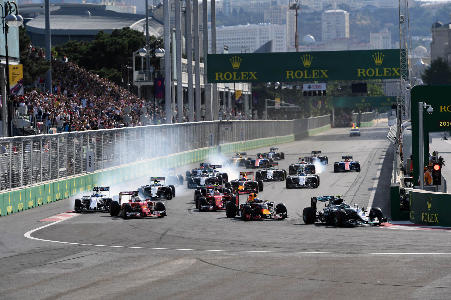 Top 5 Things to Do in Baku During the Formula 1 Weekend