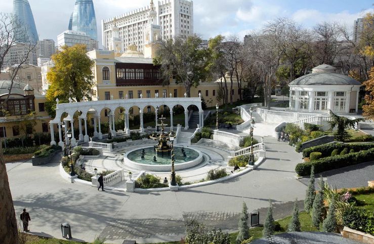 10 вещей, которые нужно сделать в Баку, Нагорный Парк, Музей ковров