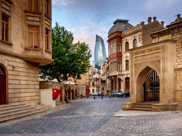Tours packages to Azerbaijan are an acquaintance with a country on the shores of the Caspian Sea